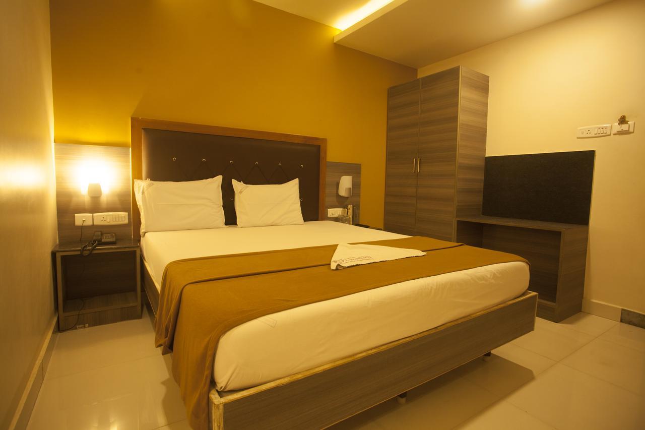 P K Rresidency مادوراي المظهر الخارجي الصورة