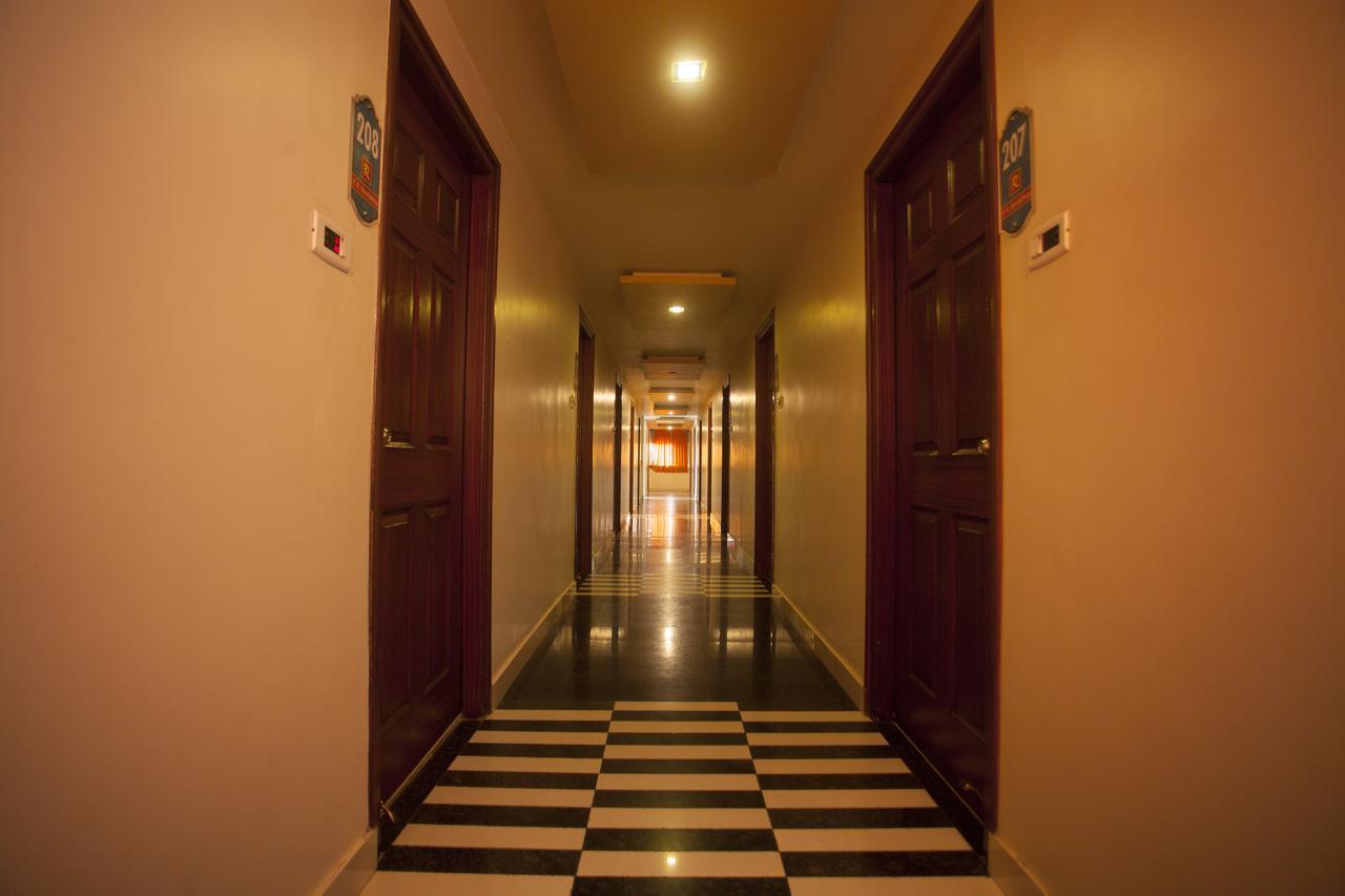 P K Rresidency مادوراي المظهر الخارجي الصورة
